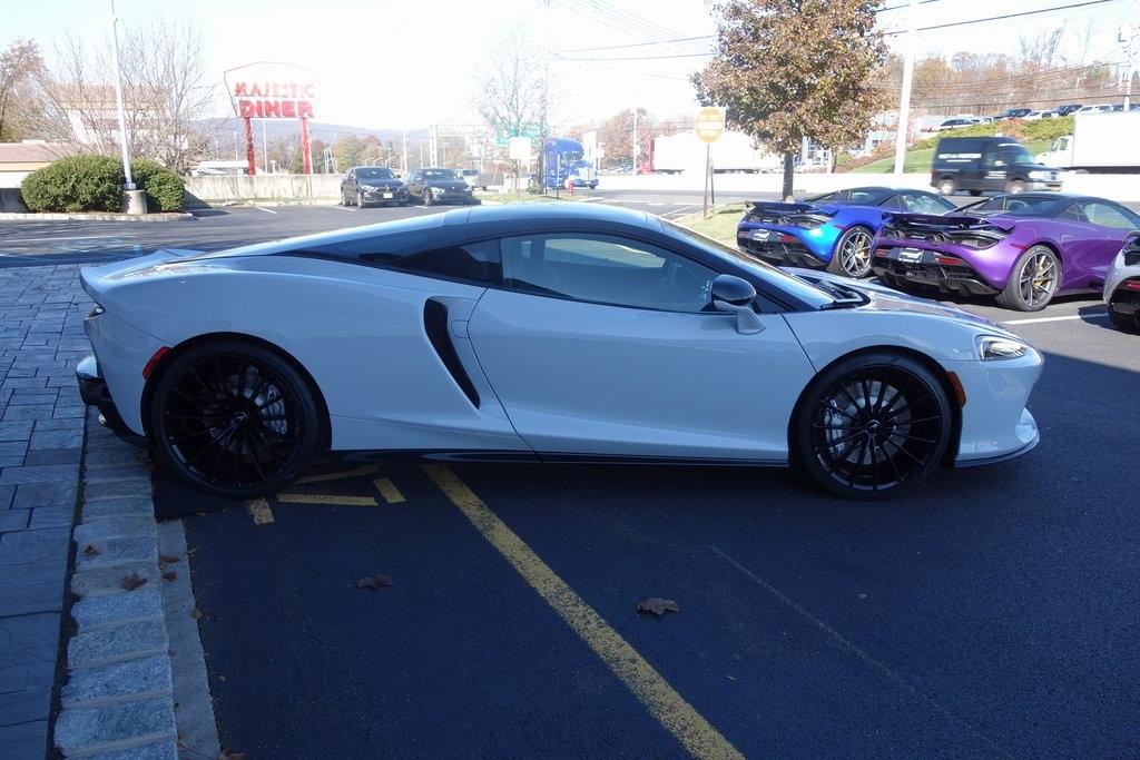 New 2020 McLaren GT Pioneer for sale $254,475 at McLaren North Jersey in Ramsey NJ 07446 4