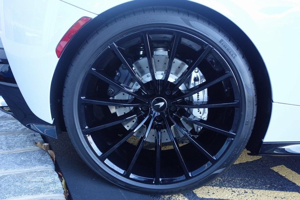 New 2020 McLaren GT Pioneer for sale $254,475 at McLaren North Jersey in Ramsey NJ 07446 5
