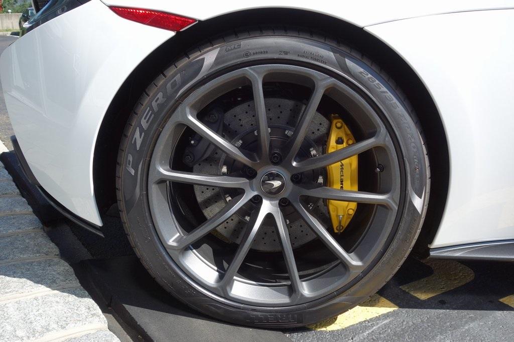 New 2020 McLaren 570S Coupe for sale $209,800 at McLaren North Jersey in Ramsey NJ 07446 5