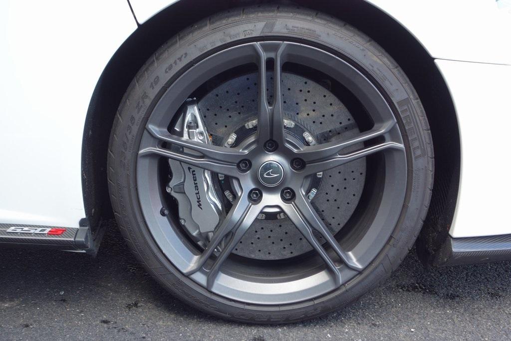 Used 2015 McLaren 650S for sale Sold at McLaren North Jersey in Ramsey NJ 07446 9