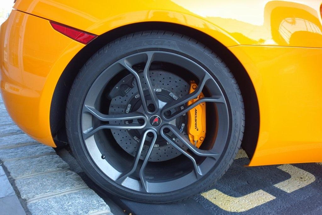 Used 2012 McLaren MP4-12C for sale $109,000 at McLaren North Jersey in Ramsey NJ 07446 5