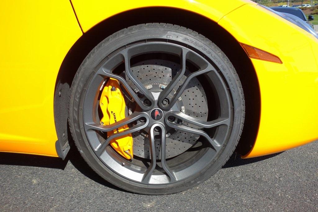 Used 2012 McLaren MP4-12C for sale $109,000 at McLaren North Jersey in Ramsey NJ 07446 6