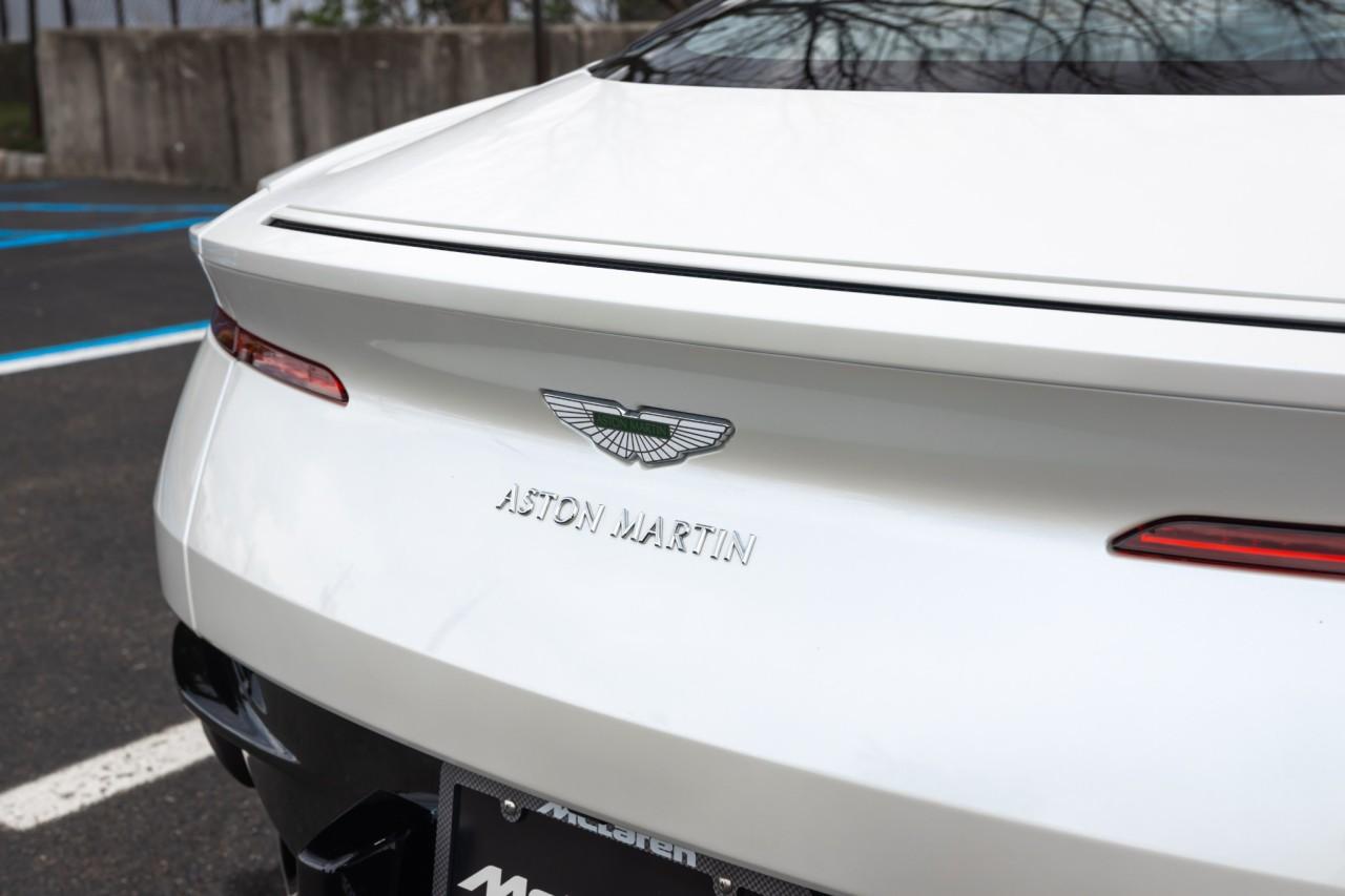 Used 2018 Aston Martin DB11 V8 Coupe for sale $157,000 at McLaren North Jersey in Ramsey NJ 07446 8