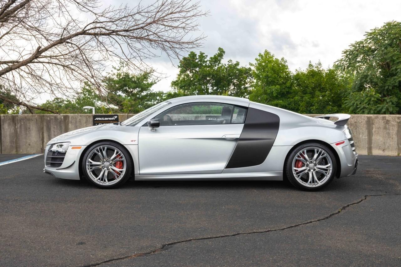 Used 2012 Audi R8 5.2L GT Coupe for sale $135,000 at McLaren North Jersey in Ramsey NJ 07446 3