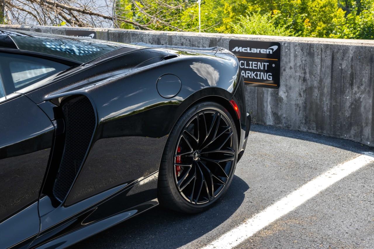 New 2021 McLaren GT for sale $208,105 at McLaren North Jersey in Ramsey NJ 07446 5