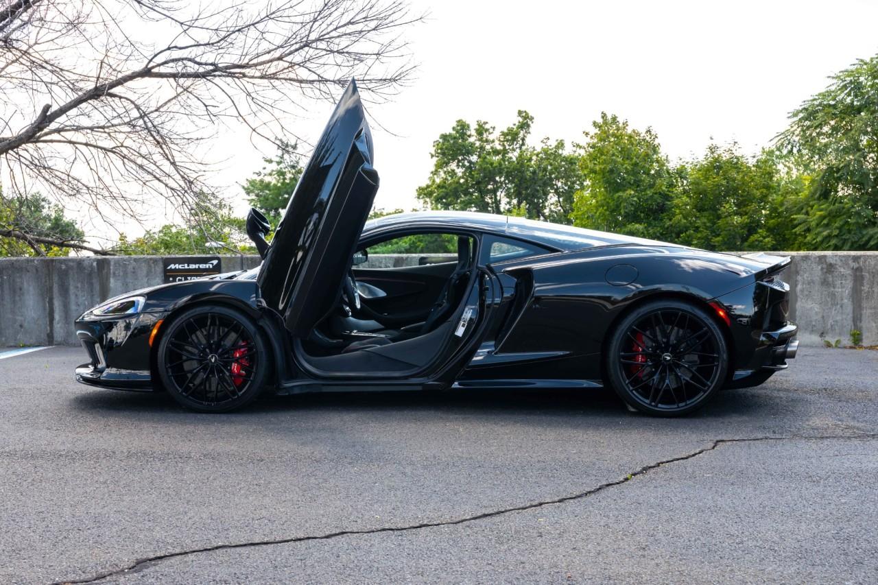 New 2021 McLaren GT for sale $208,105 at McLaren North Jersey in Ramsey NJ 07446 7