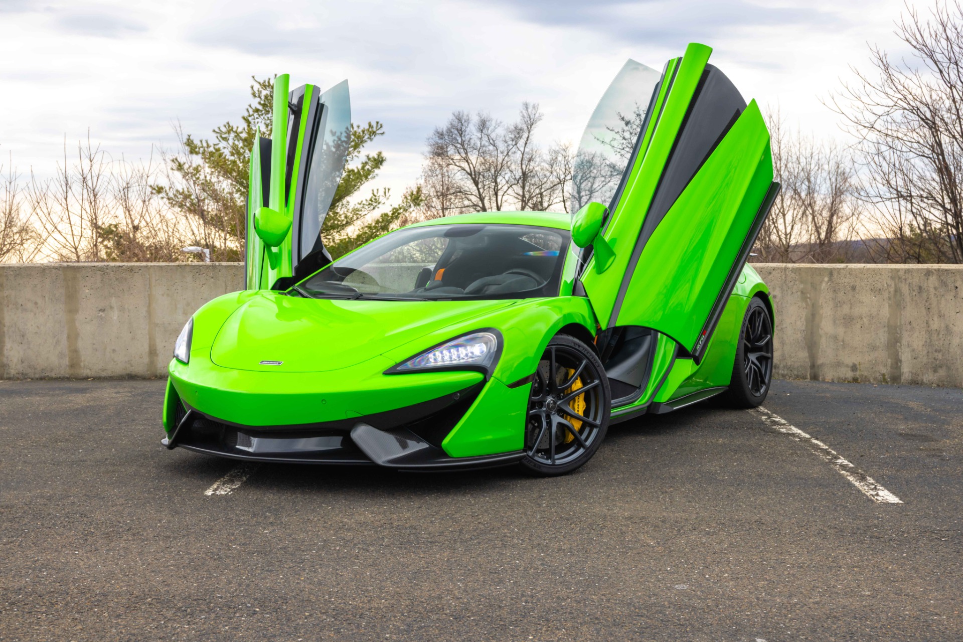 Used 2016 McLaren 570S Base with VIN SBM13DAA8GW000613 for sale in Ramsey, NJ