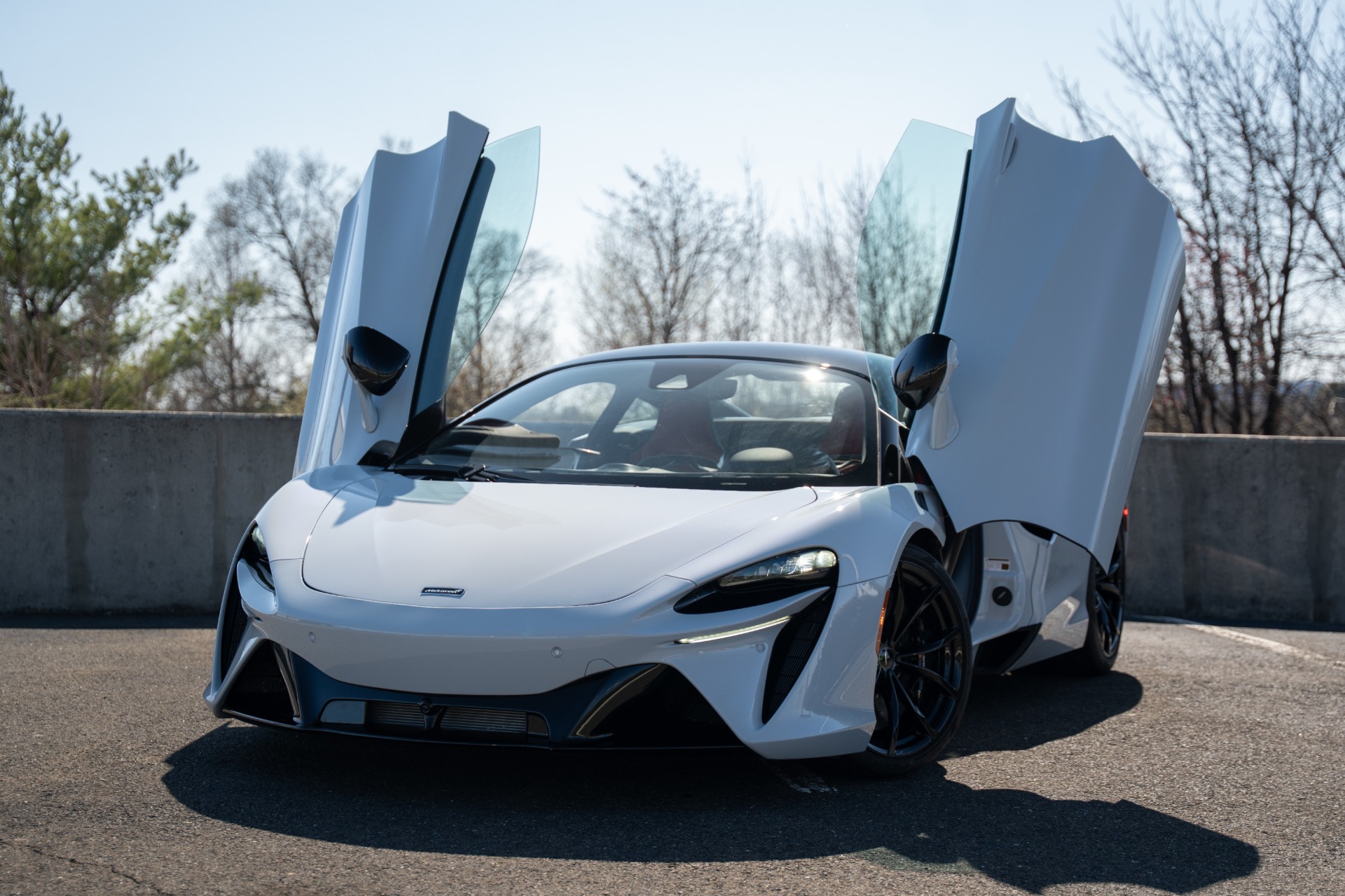 Used 2023 McLaren Artura Techlux with VIN SBM16AEA6PW000514 for sale in Ramsey, NJ