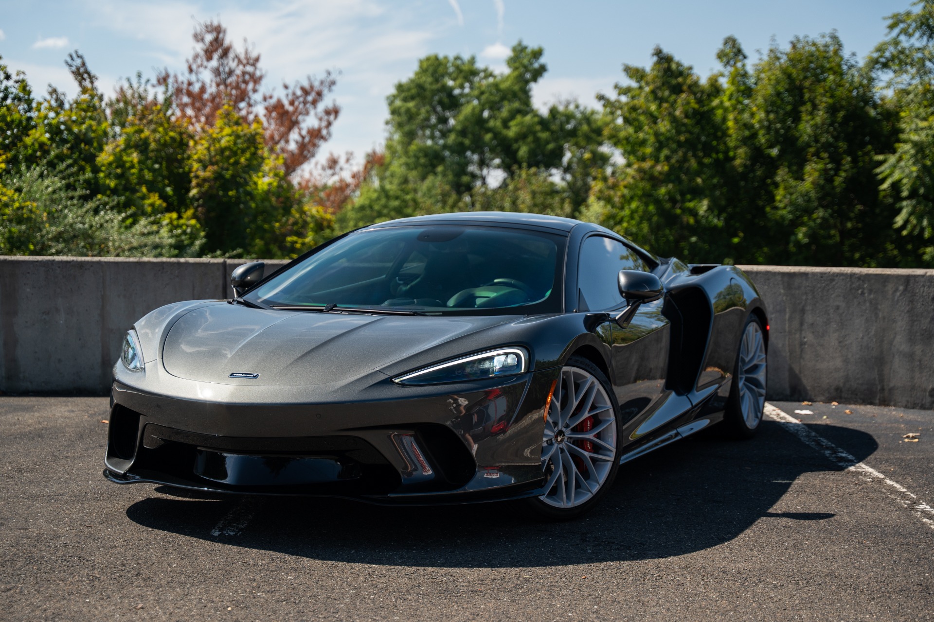 2022 McLaren GT