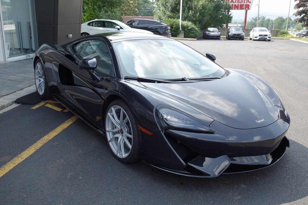 Used 2018 McLaren 570GT for sale Sold at McLaren North Jersey in Ramsey NJ 07446 1