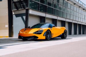 The new Daniel Ricciardo Edition 720S from McLaren Special Operations (MSO), McLaren’s in-house bespoke division, has broken cover, arriving in Australia. Taking in Albert Park, the home of the Australian Grand Prix, as well as the St Kilda foreshore, the special commission 720S is just one of a limited series of three. Available exclusively in Australia, the Daniel Ricciardo Edition 720S from MSO series has been designed to celebrate the McLaren Formula 1 driver, commissioned in partnership with the McLaren Sydney and Melbourne retailers. “We’re delighted to see the first of this exclusive series arrive in Australia, as at home on the tarmac around Albert Park as its namesake Daniel Ricciardo. Complete with the Australian flag adorning the front haunches, this special edition model is the perfect celebration of our Perth-born racer – we’re excited to see it out on Australian roads.” George Biggs, Commercial Executive Director, McLaren Automotive The exclusive run of three vehicles is a nod to Ricciardo’s racing number – “3” – while each model is finished in Papaya spark and Burton blue, colours used on the McLaren Formula 1 2021 MCL35M race car. “One of the great privileges of driving for McLaren is getting behind the wheel of many of the marque’s exhilarating supercars and while each offers something unique, the 720S is the absolute benchmark.” Daniel Ricciardo, Formula 1 driver, McLaren Racing Further distinct features include Carbon Fibre Sills inscribed with Ricciardo’s signature, ‘One of Three’ dedication plates, and Ricciardo’s race number 3 etched on the iconic 720S dihedral doors.