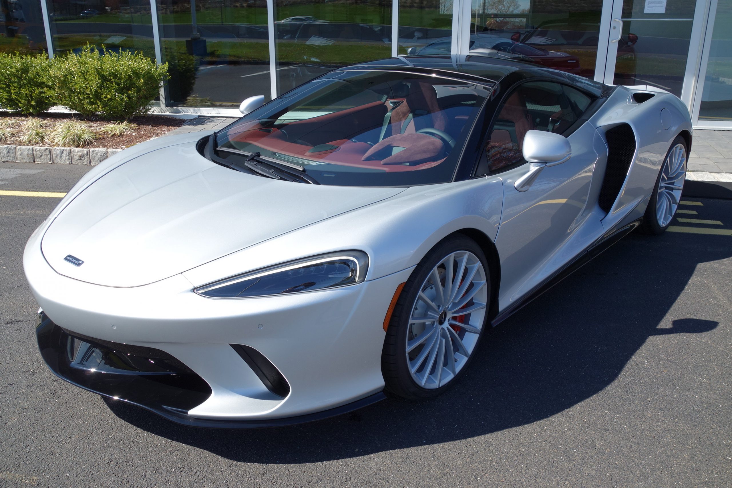 2020 McLaren GT