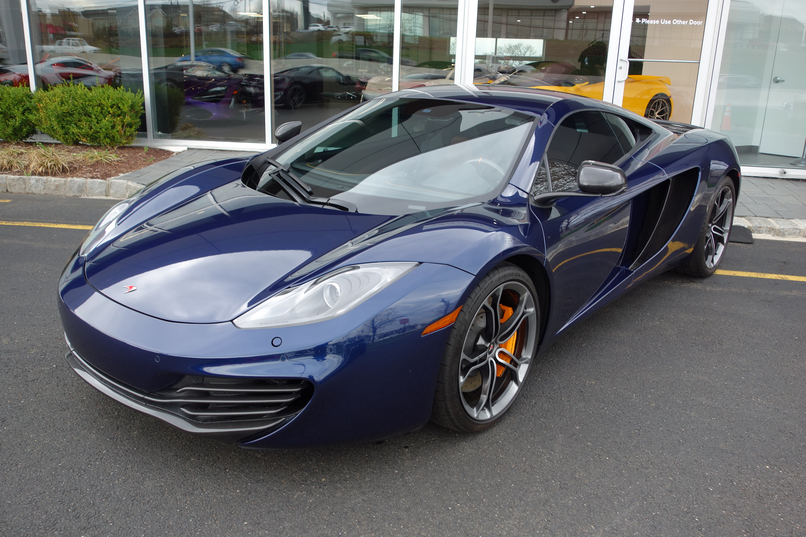 2012 McLaren MP4-12C