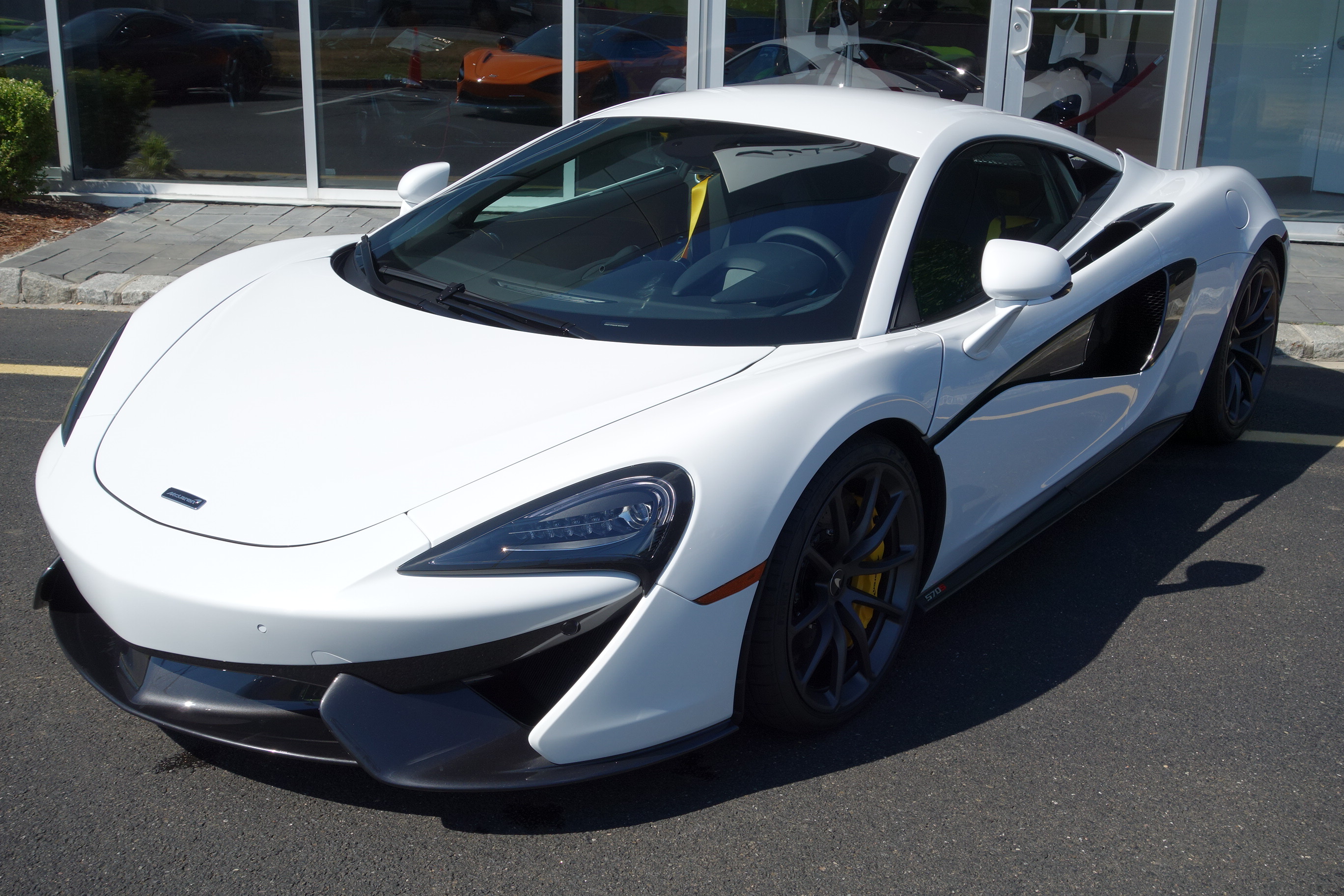 2020 McLaren 570S Coupe