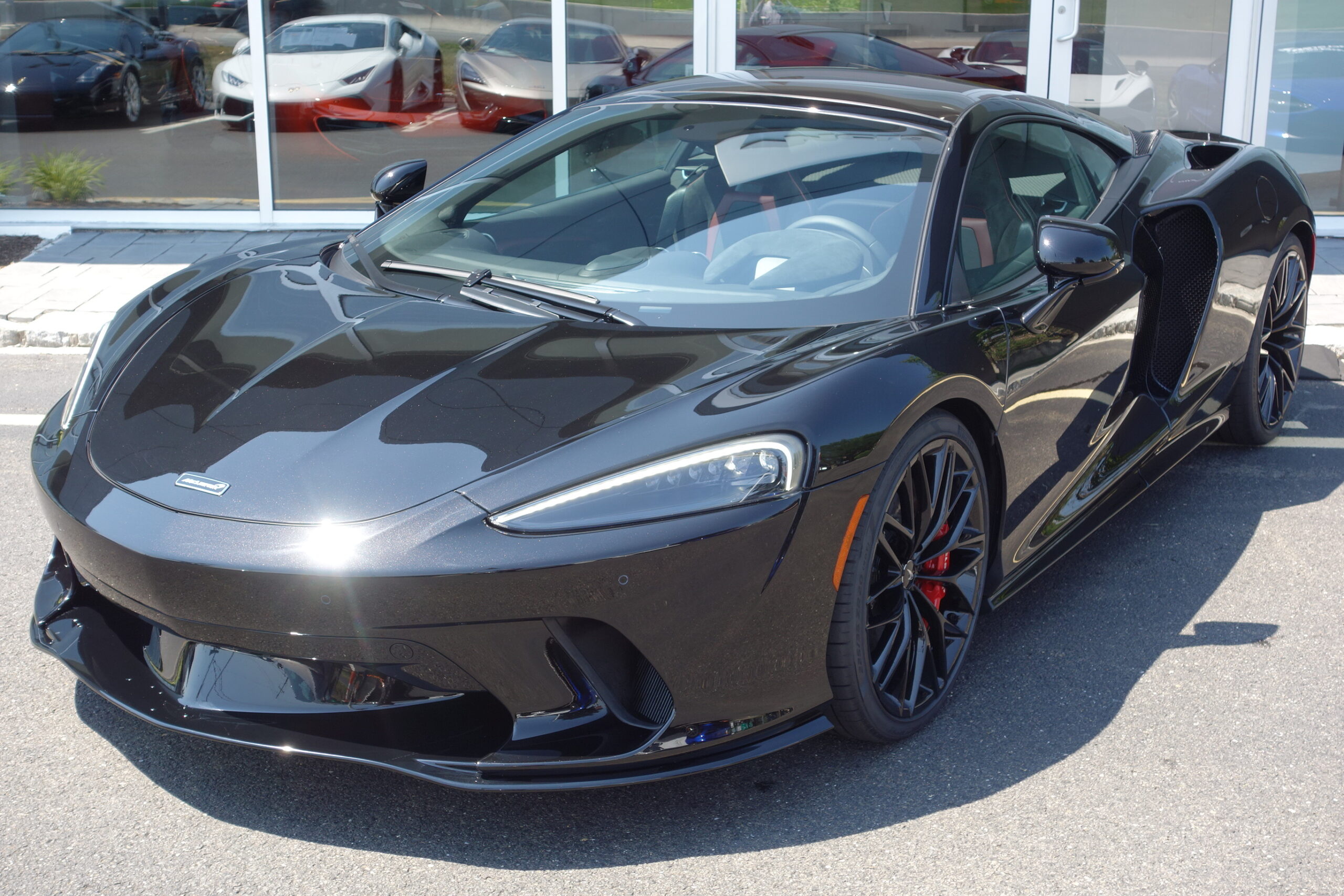 2021 McLaren GT