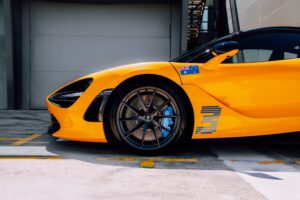 The new Daniel Ricciardo Edition 720S from McLaren Special Operations (MSO), McLaren’s in-house bespoke division, has broken cover, arriving in Australia. Taking in Albert Park, the home of the Australian Grand Prix, as well as the St Kilda foreshore, the special commission 720S is just one of a limited series of three. Available exclusively in Australia, the Daniel Ricciardo Edition 720S from MSO series has been designed to celebrate the McLaren Formula 1 driver, commissioned in partnership with the McLaren Sydney and Melbourne retailers. “We’re delighted to see the first of this exclusive series arrive in Australia, as at home on the tarmac around Albert Park as its namesake Daniel Ricciardo. Complete with the Australian flag adorning the front haunches, this special edition model is the perfect celebration of our Perth-born racer – we’re excited to see it out on Australian roads.” George Biggs, Commercial Executive Director, McLaren Automotive The exclusive run of three vehicles is a nod to Ricciardo’s racing number – “3” – while each model is finished in Papaya spark and Burton blue, colours used on the McLaren Formula 1 2021 MCL35M race car. “One of the great privileges of driving for McLaren is getting behind the wheel of many of the marque’s exhilarating supercars and while each offers something unique, the 720S is the absolute benchmark.” Daniel Ricciardo, Formula 1 driver, McLaren Racing Further distinct features include Carbon Fibre Sills inscribed with Ricciardo’s signature, ‘One of Three’ dedication plates, and Ricciardo’s race number 3 etched on the iconic 720S dihedral doors.